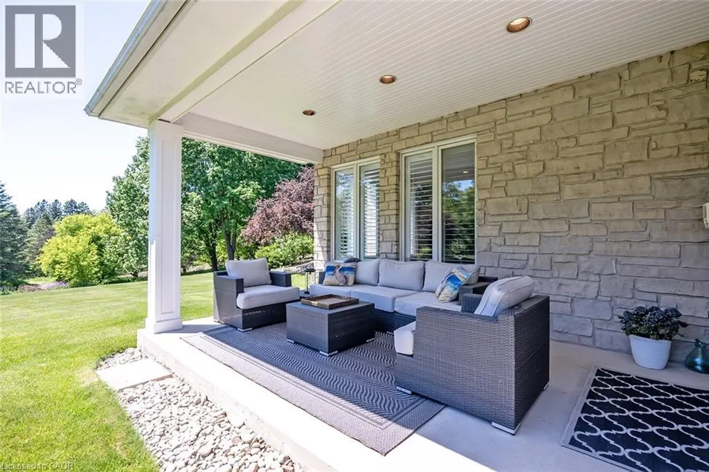 938 GOVERNOR'S Road