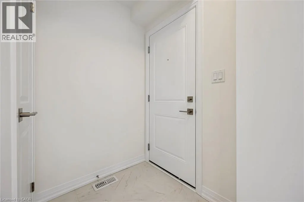 525 ERINBROOK Drive Unit# C052 #C052
