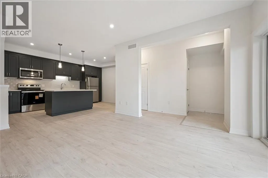 525 ERINBROOK Drive Unit# C052 #C052