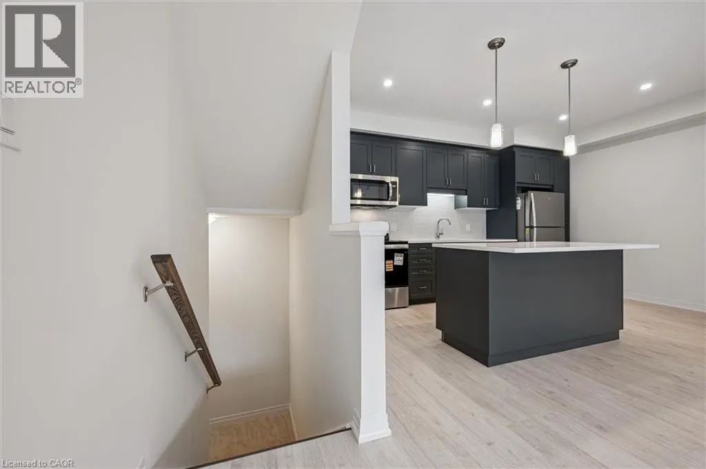 525 ERINBROOK Drive Unit# C052 #C052
