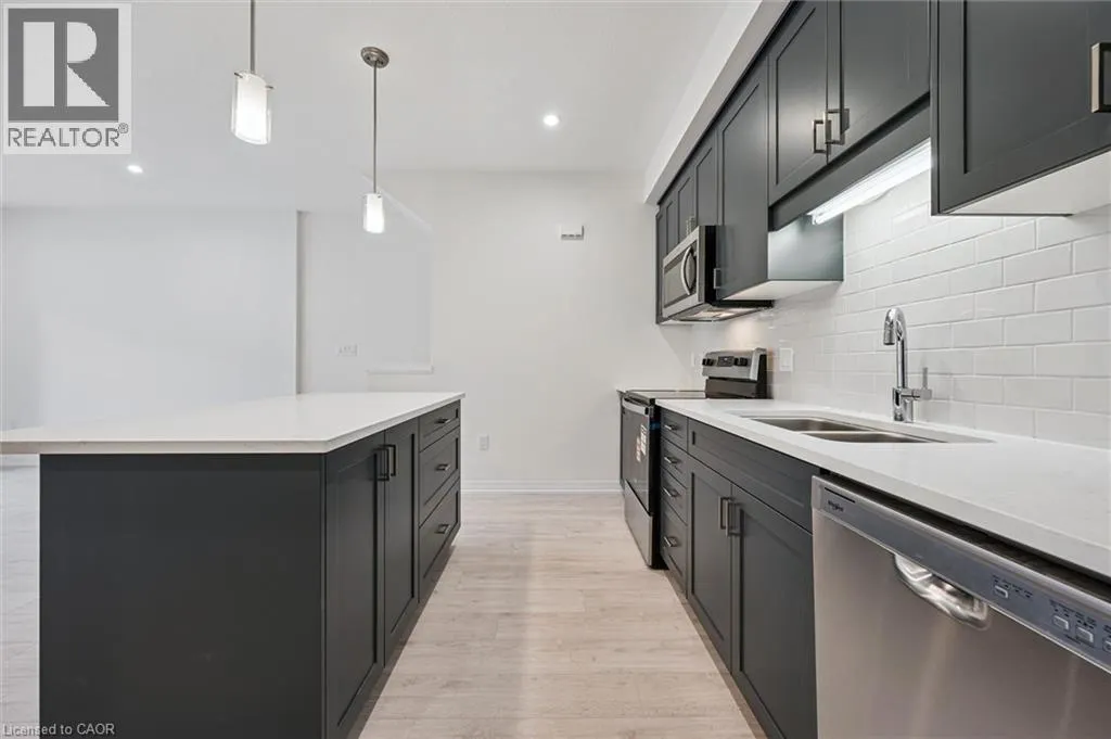 525 ERINBROOK Drive Unit# C052 #C052