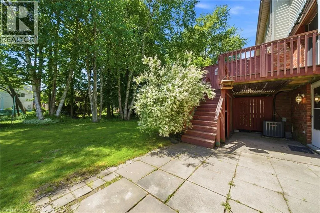 180 LAWRENCE Lane