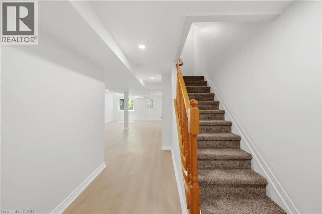 180 LAWRENCE Lane