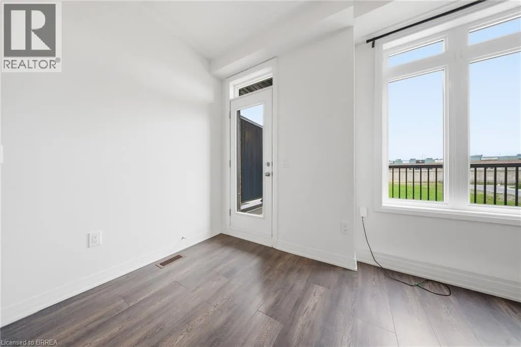 585 COLBORNE Street Unit# 107 #107