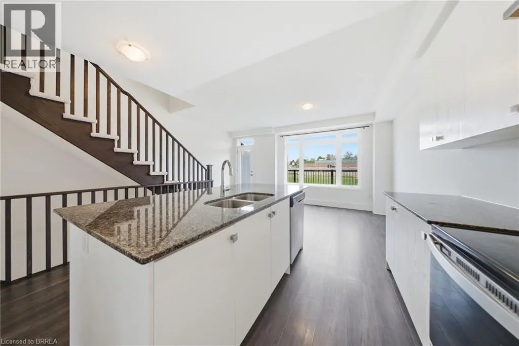 585 COLBORNE Street Unit# 107 #107