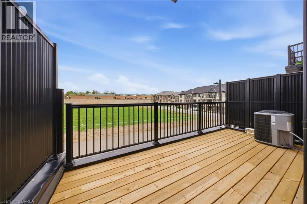 585 COLBORNE Street Unit# 107 #107