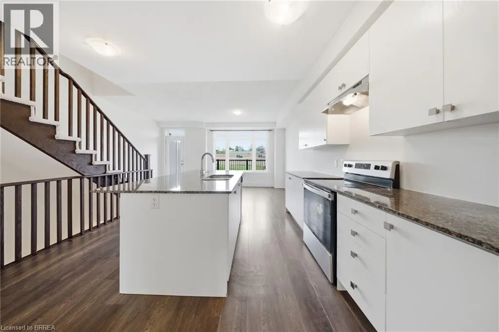 585 COLBORNE Street Unit# 107 #107