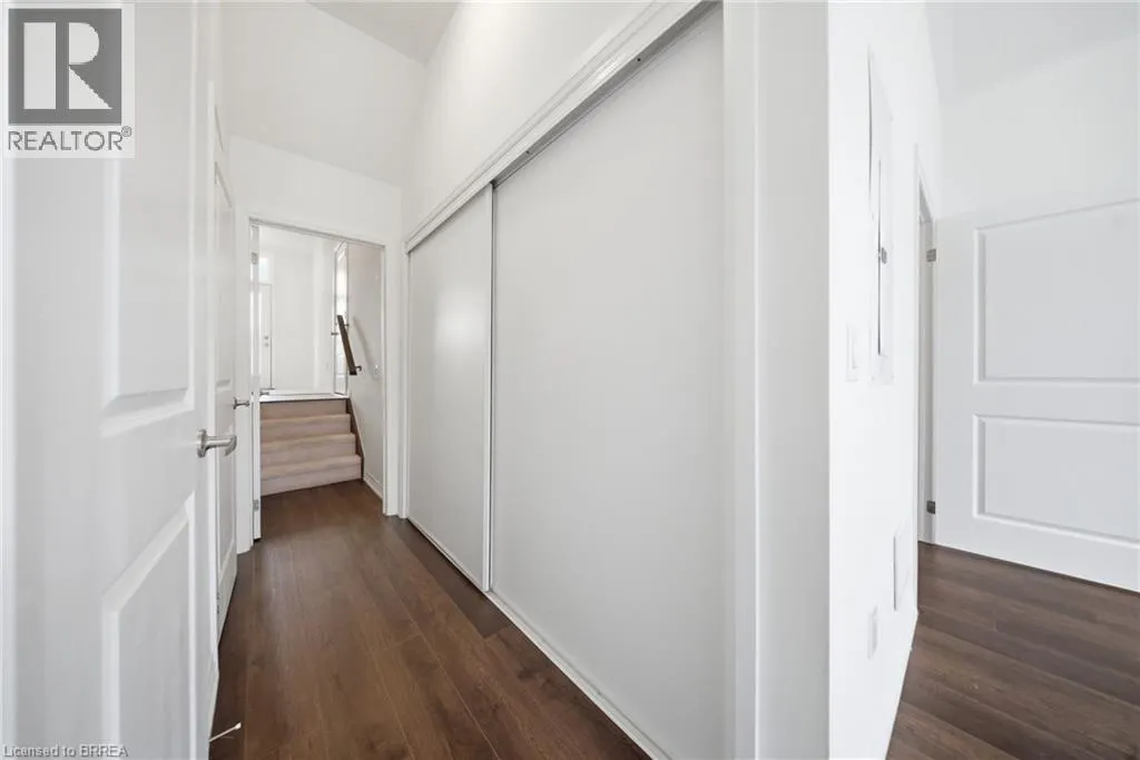 585 COLBORNE Street Unit# 107 #107