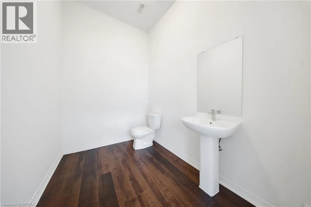 585 COLBORNE Street Unit# 107 #107