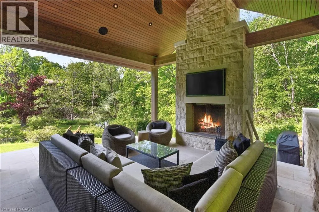 981 MINERAL SPRINGS Road