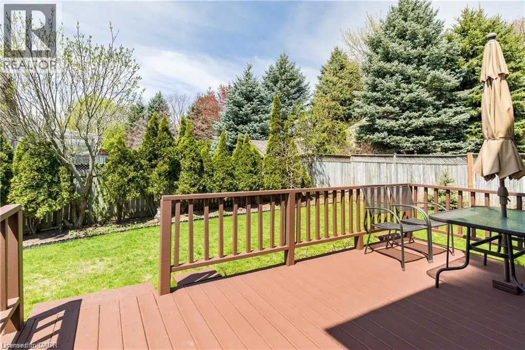 106 MOORE Crescent