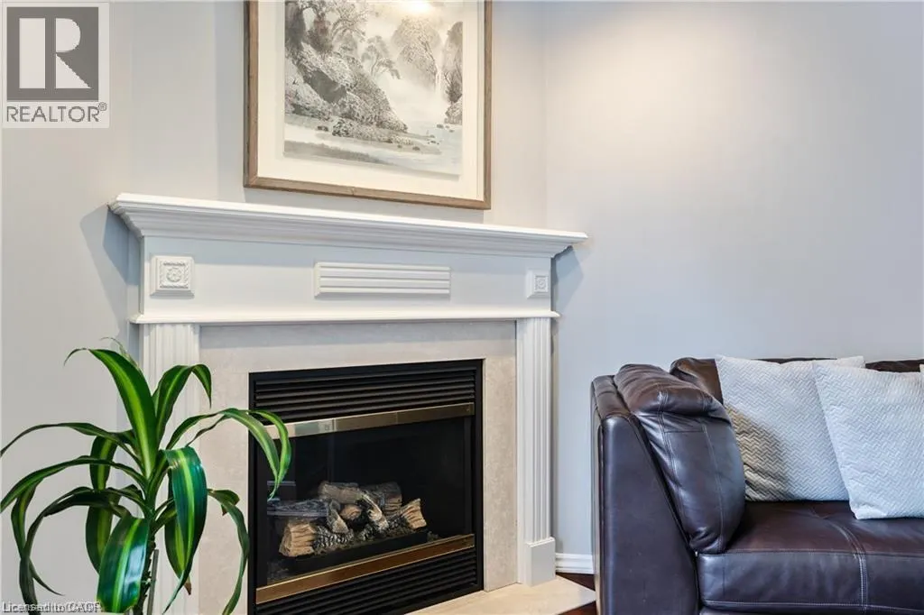106 MOORE Crescent