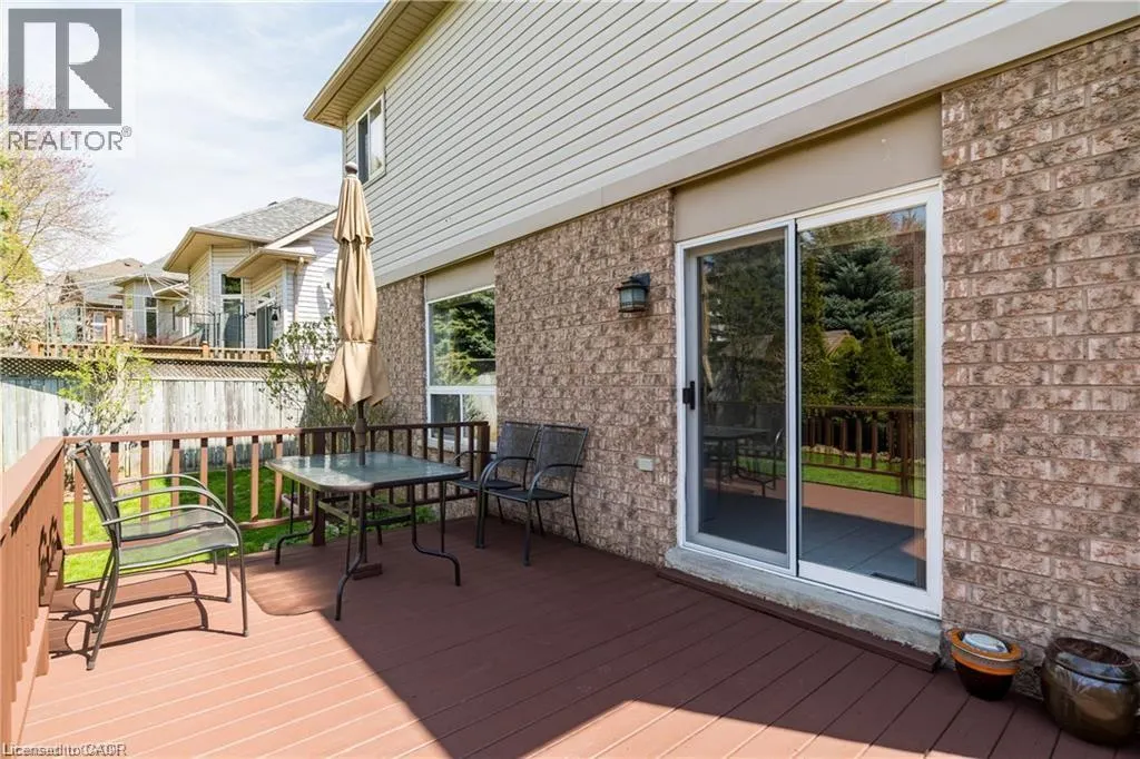 106 MOORE Crescent