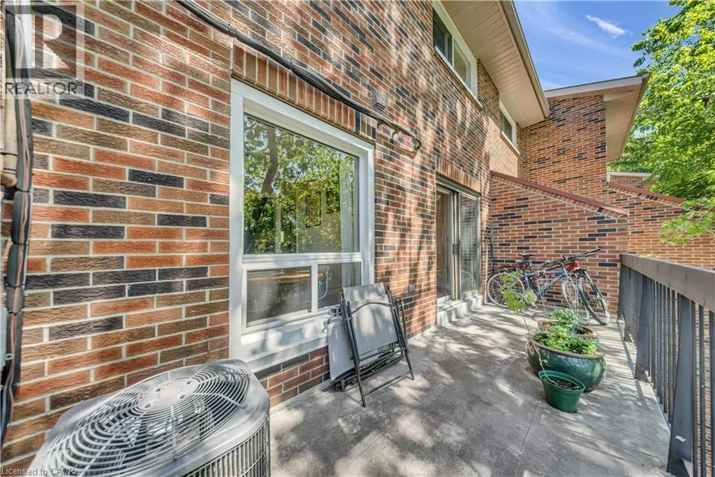 49 RHONDA Road Unit# 90 #90