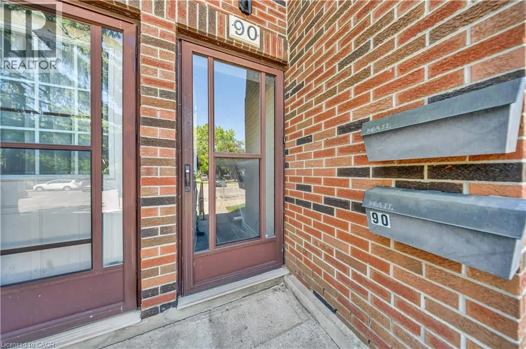 49 RHONDA Road Unit# 90 #90