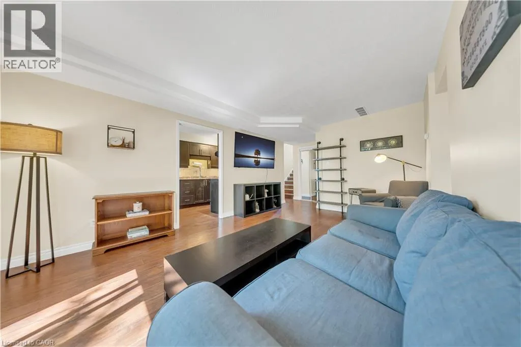 49 RHONDA Road Unit# 90 #90