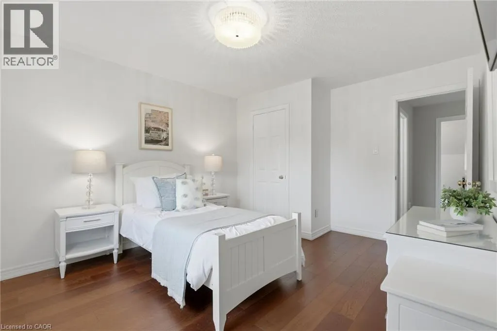 2205 SHAFTESBURY Court