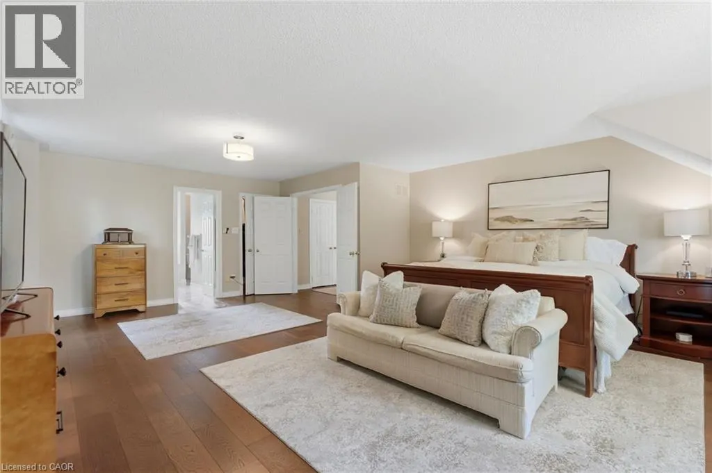 2205 SHAFTESBURY Court