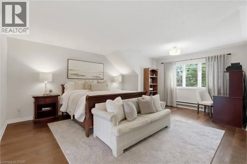 2205 SHAFTESBURY Court