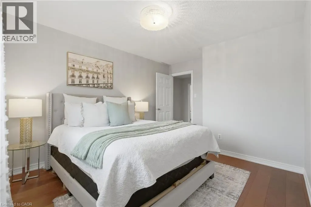 2205 SHAFTESBURY Court