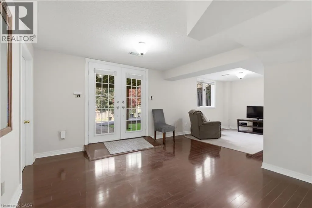 2205 SHAFTESBURY Court