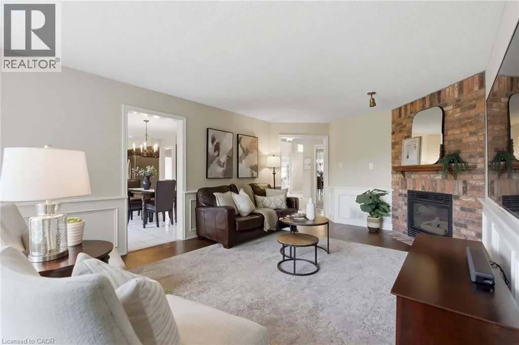 2205 SHAFTESBURY Court