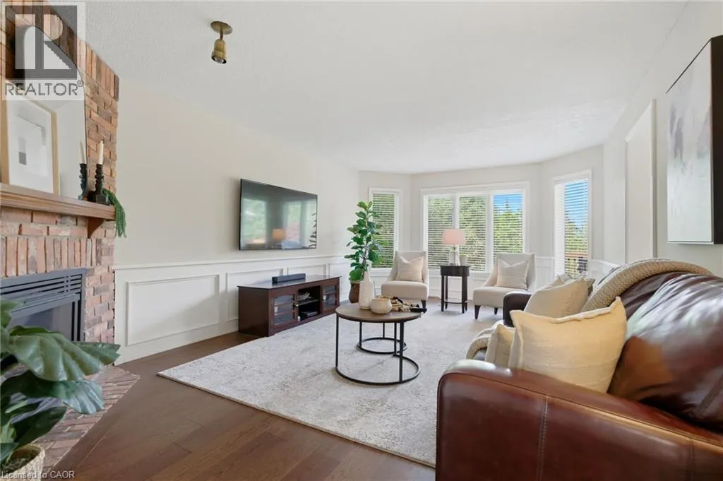 2205 SHAFTESBURY Court