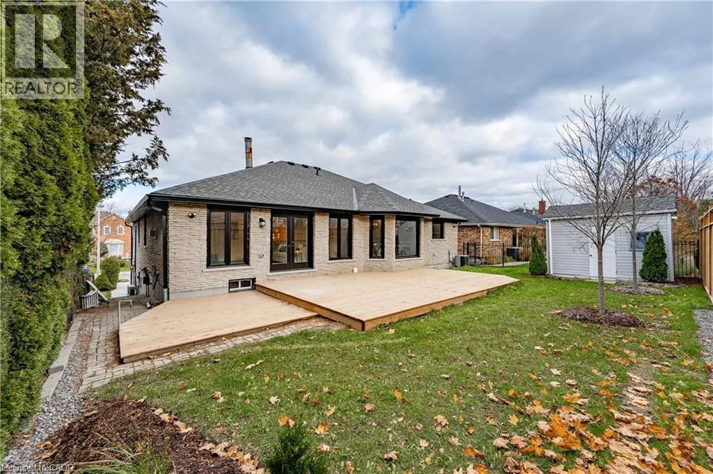 175 BLUEBELL Crescent