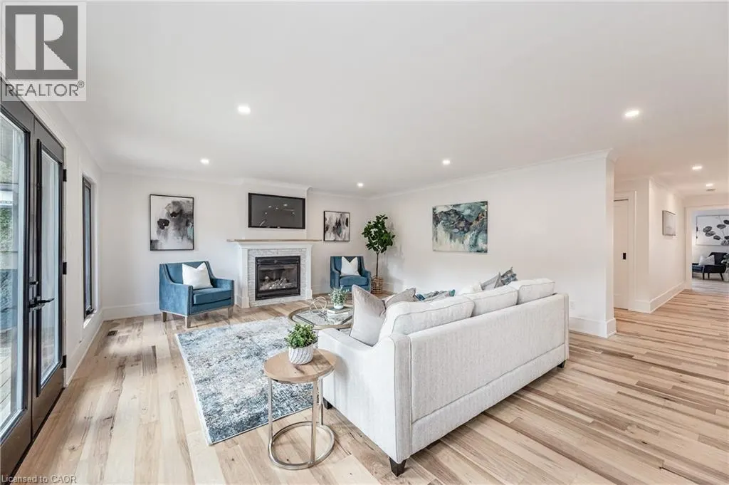 175 BLUEBELL Crescent