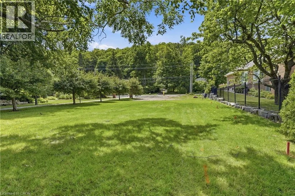 292 MAIN Street W Unit# C #C