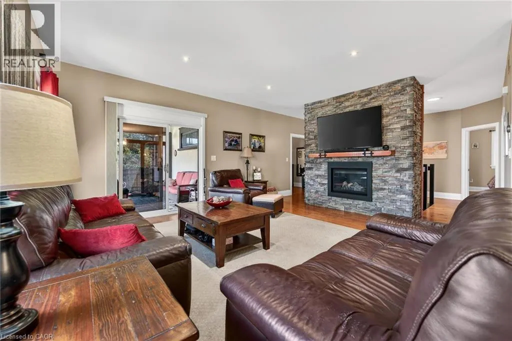 3905 CODY Trail