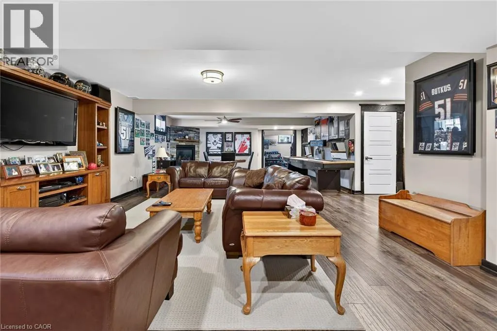 3905 CODY Trail