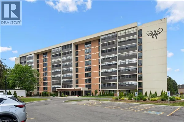 65 WESTMOUNT Road Unit# 211