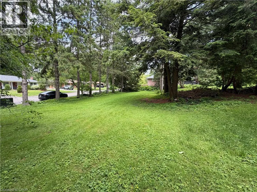 154 MCCALL Crescent