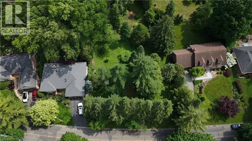 154 MCCALL Crescent