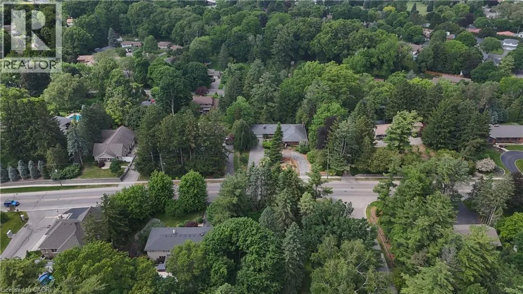 152 MCCALL Crescent
