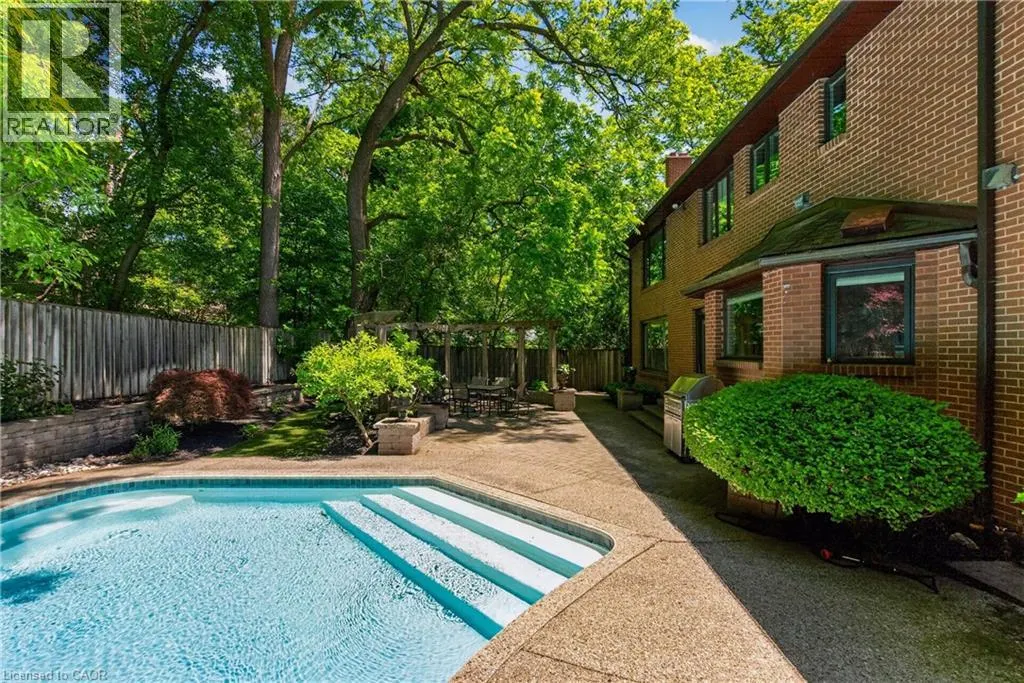 23 LANTERN Lane