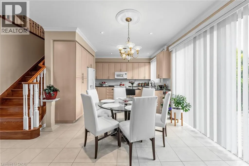 1098 HEPBURN Road