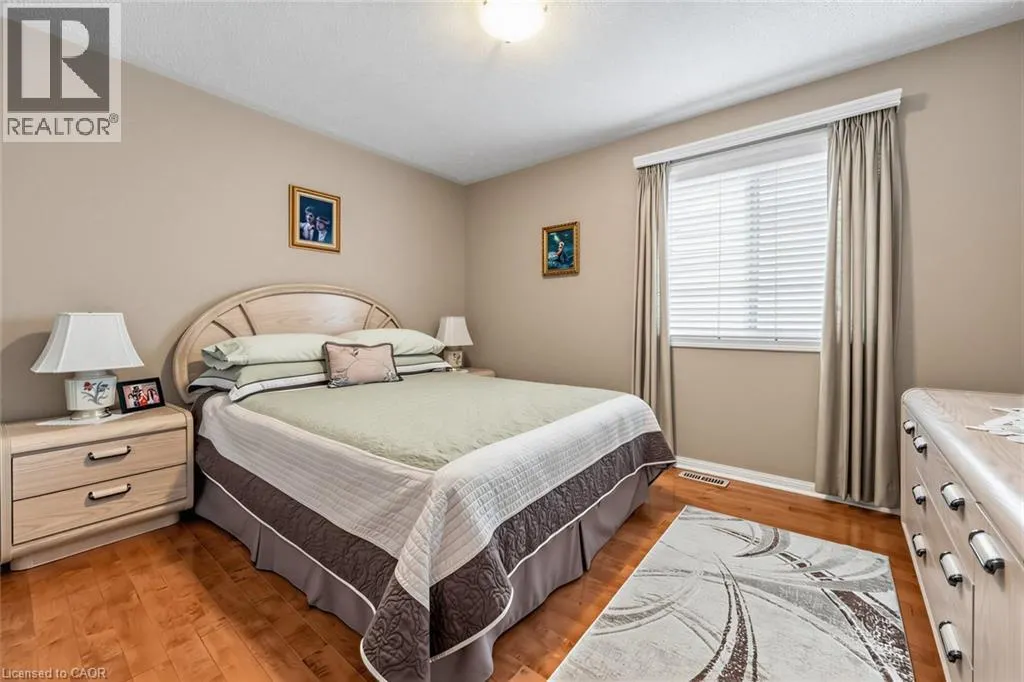 1098 HEPBURN Road