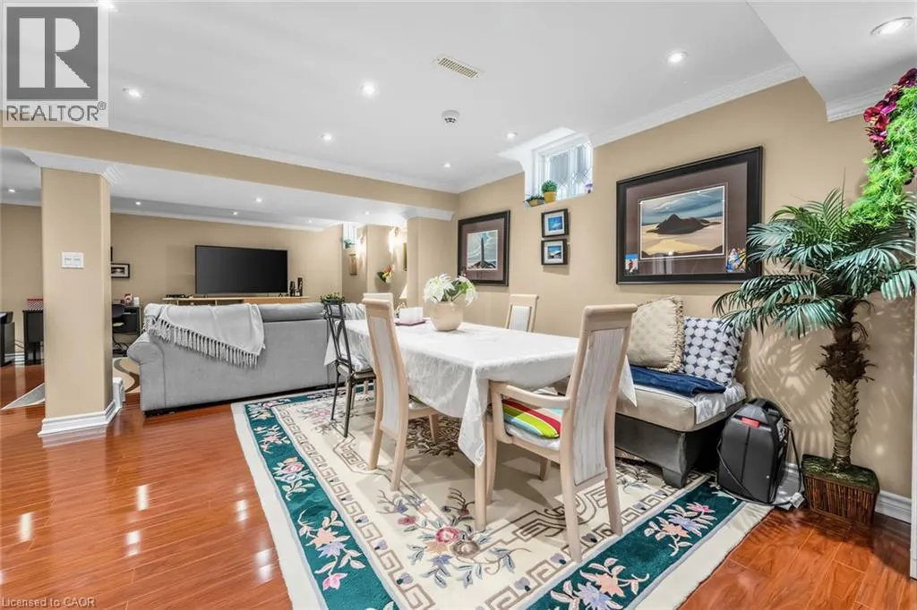 1098 HEPBURN Road
