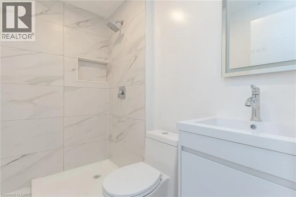 629 SETTLERSFIELD Court Unit# B #B