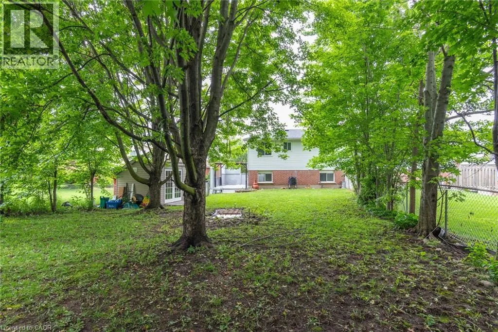 629 SETTLERSFIELD Court Unit# B #B