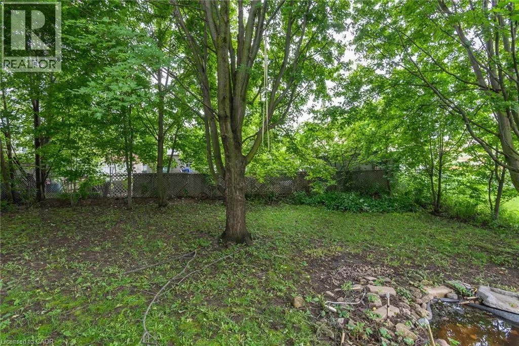 629 SETTLERSFIELD Court Unit# B #B