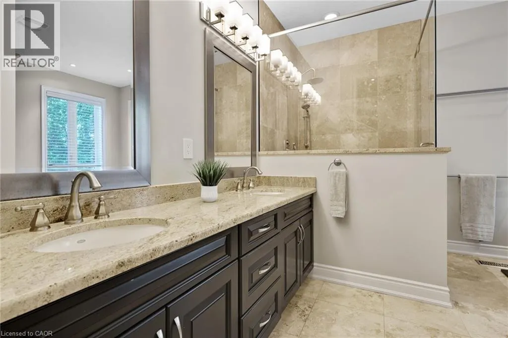 258 EDGEWATER Crescent Unit# 8 #8