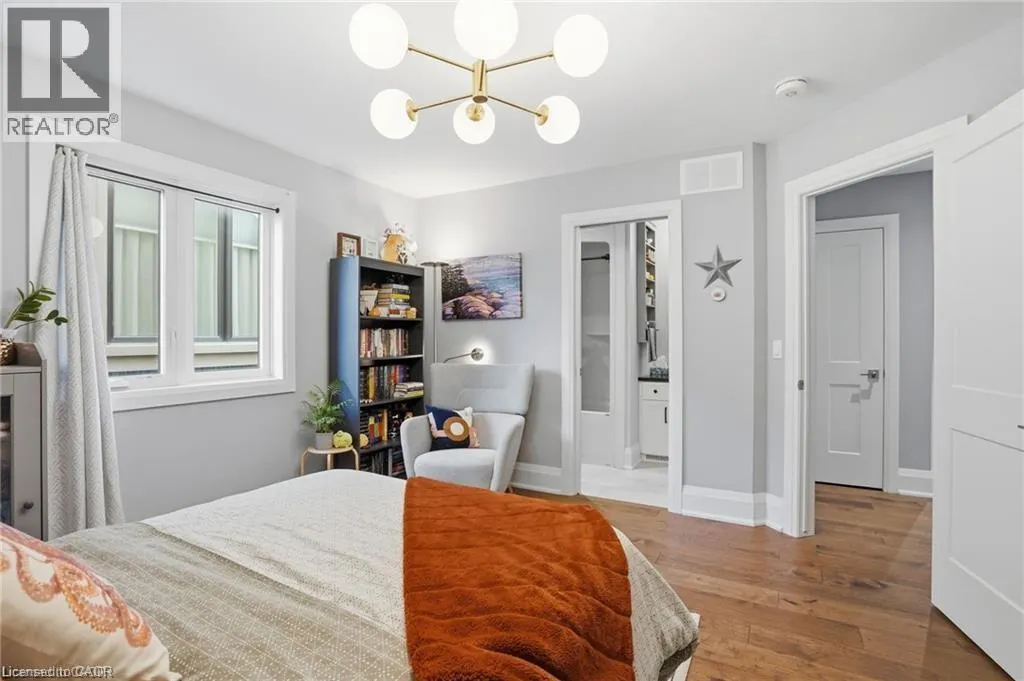 59 SWAN Avenue