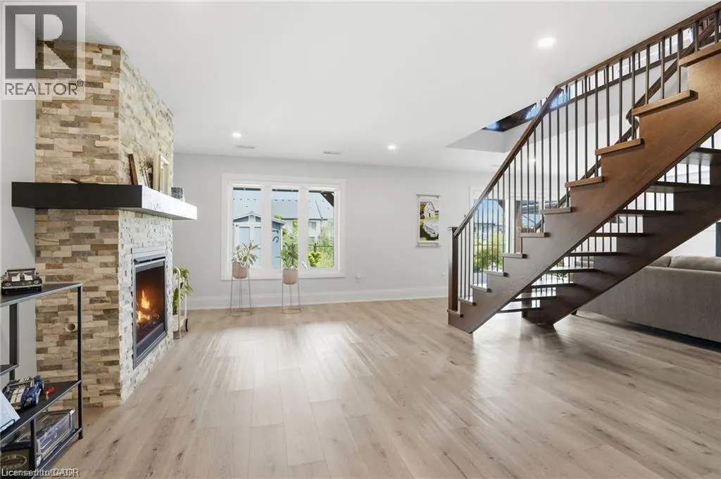 59 SWAN Avenue