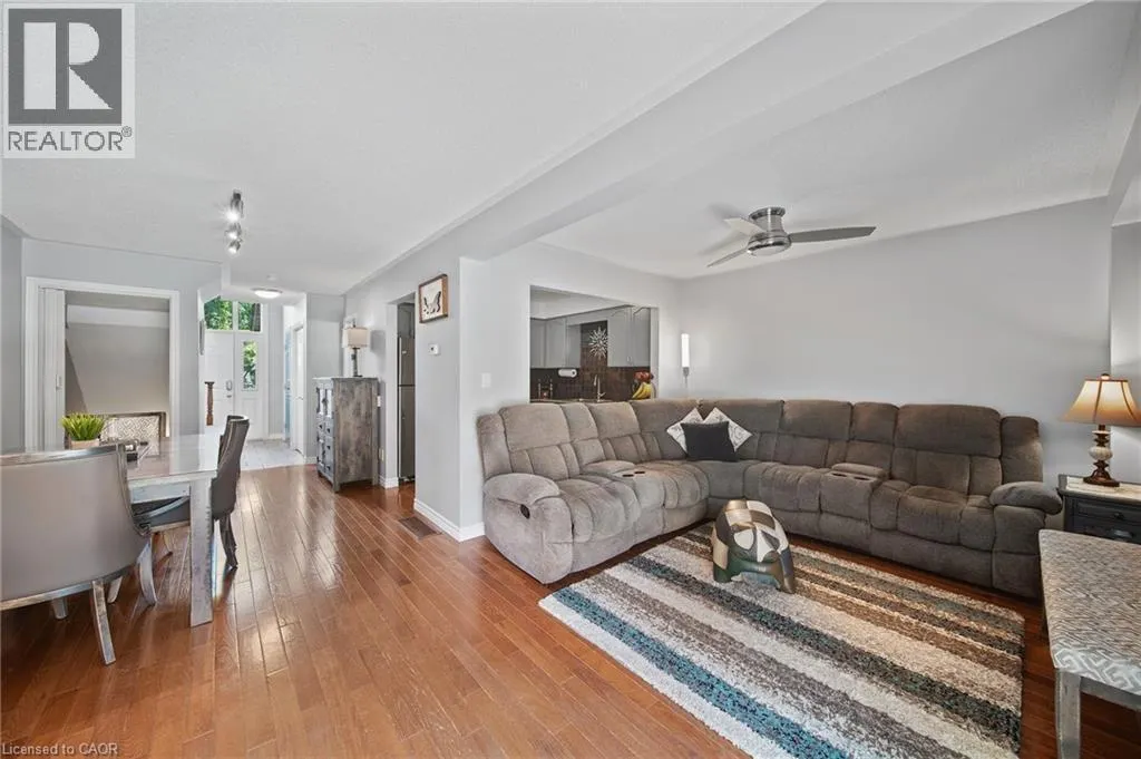 54 ARGYLE Street S Unit# 4 #4
