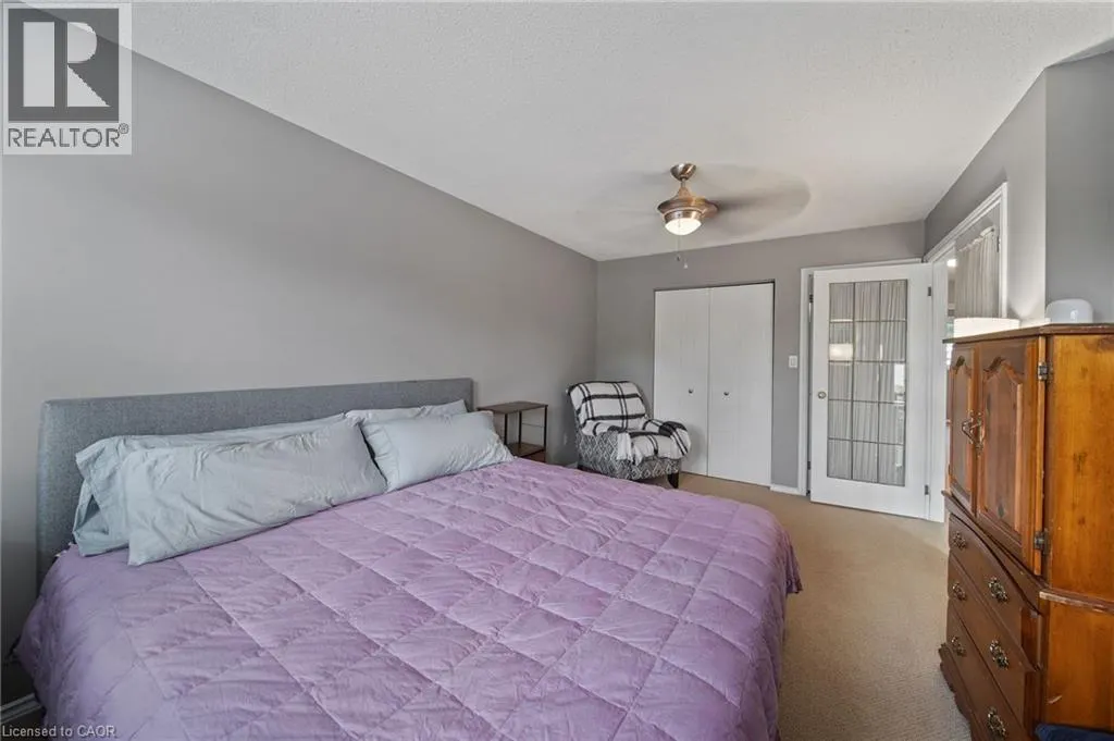 54 ARGYLE Street S Unit# 4 #4