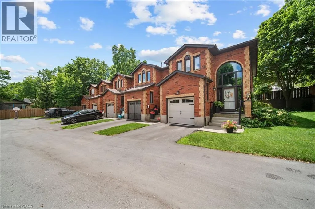 54 ARGYLE Street S Unit# 4 #4