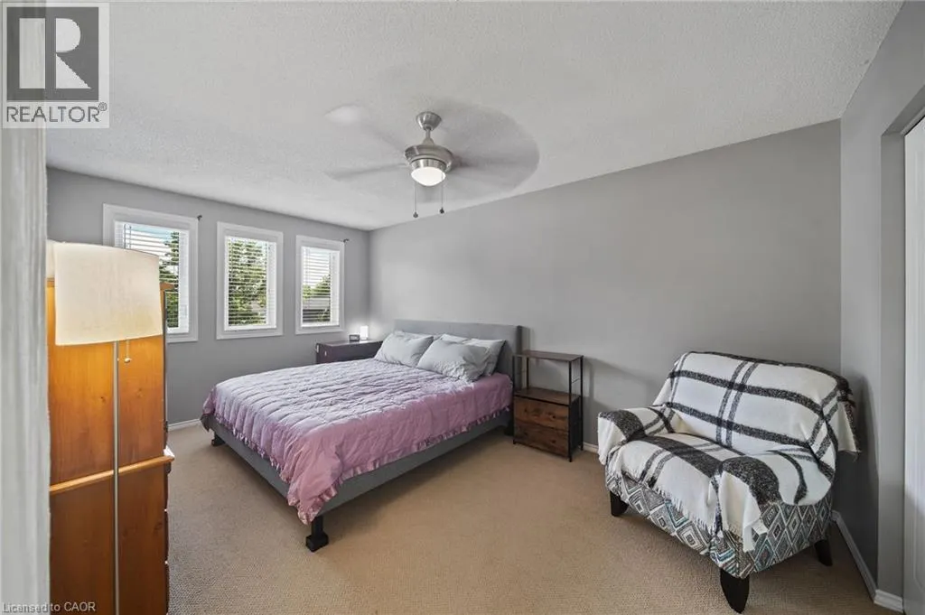 54 ARGYLE Street S Unit# 4 #4